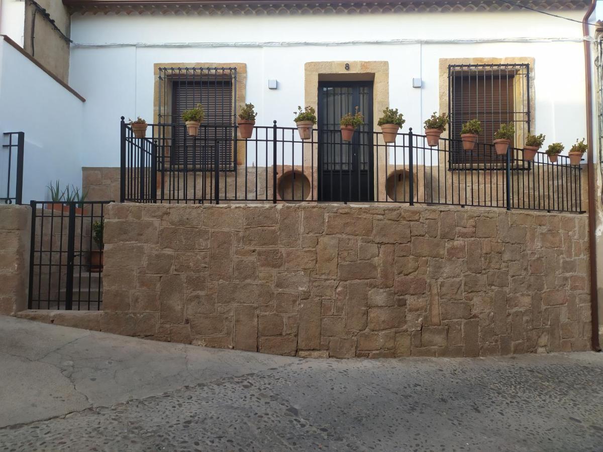 Alojamientos Rurales Arbonaida Banos De La Encina Exterior photo